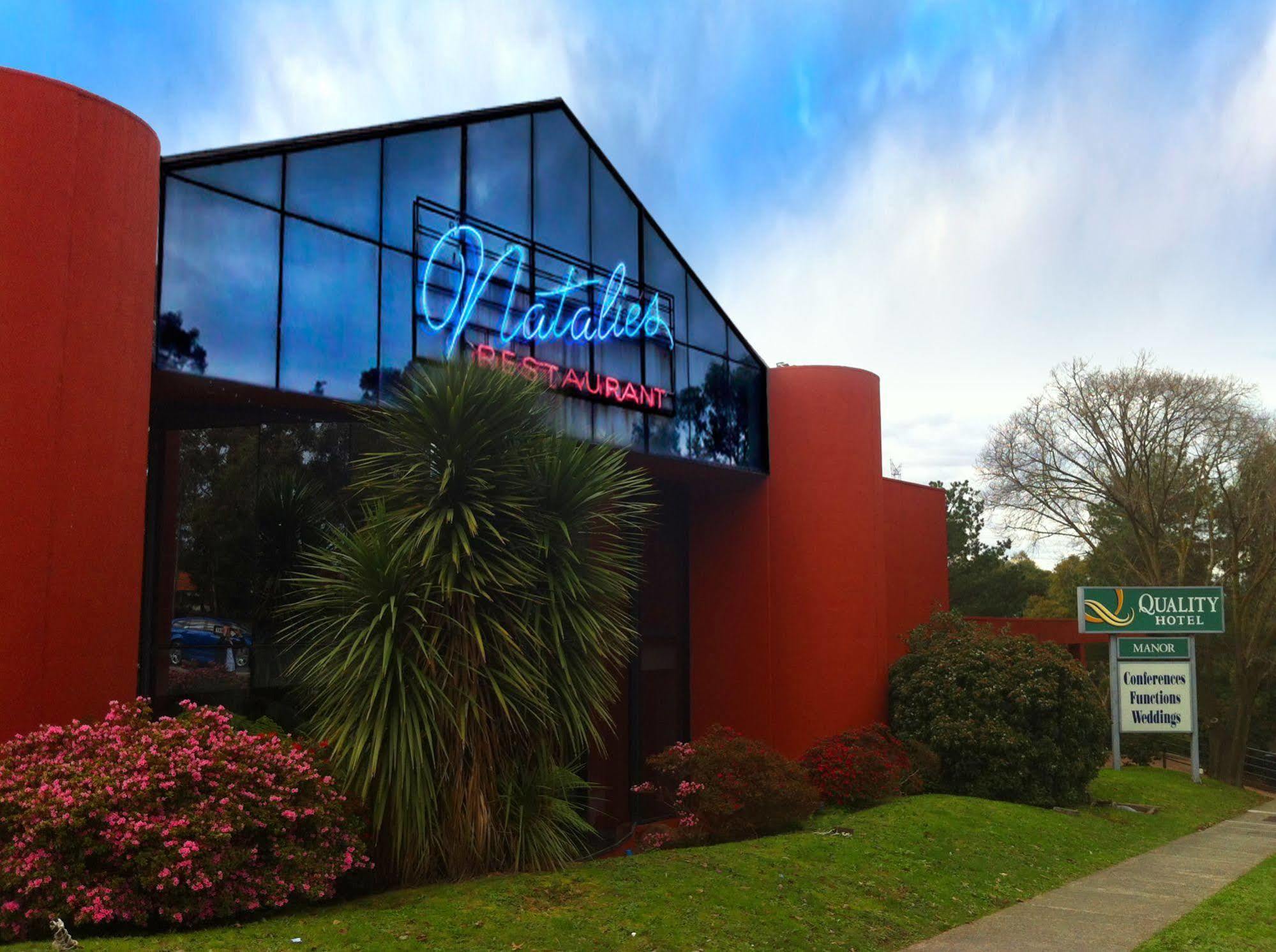 Quality Hotel Manor Mitcham Exterior photo