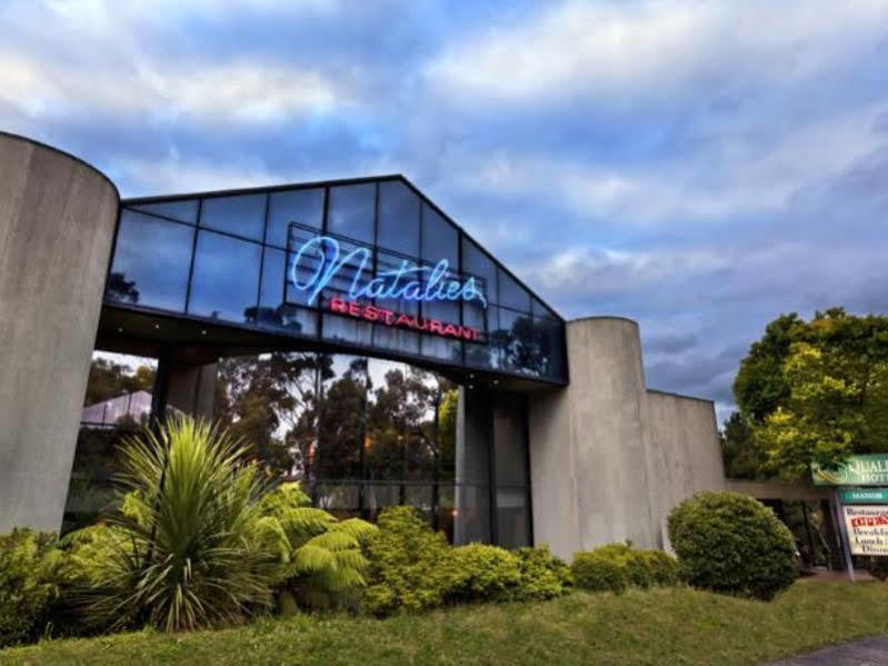 Quality Hotel Manor Mitcham Exterior photo